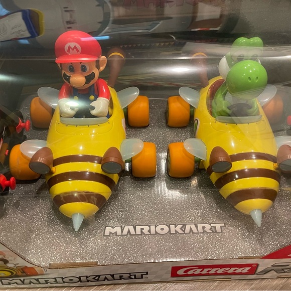 New in box by Carrera Mario Kart Bumble V RC Mario and Yoshi set ready to run! - Picture 2 of 12
